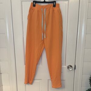 Figs Vibrant Orange Technical Scrub Pants size M EUC
